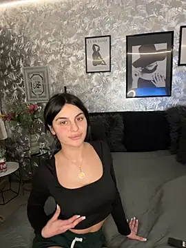 Snapshot of DeineJulia chatting on 11-24-25, 11:26 DeineJulia online show from 11-24-25, 11:26