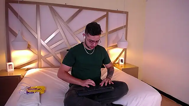 Ethan Greys online show from 01-16-26, 12:58