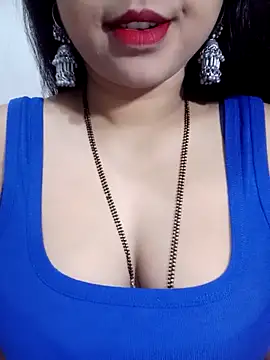 Snapshot of Aradhna_08 chatting on 11-25-25, 06:13 Aradhna 08 online show from 11-25-25, 06:13