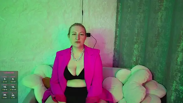 hornywood  online show from 11-19-25, 06:13