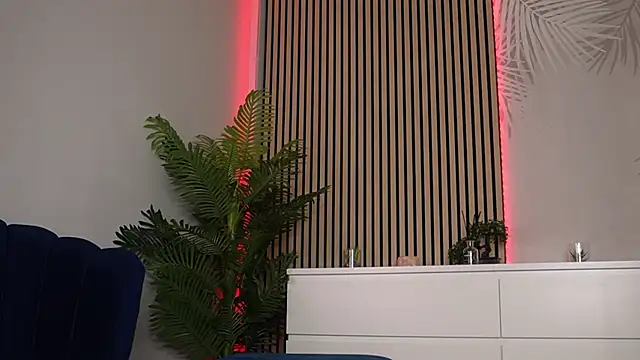 Miss Denisse online show from 11-28-25, 08:33