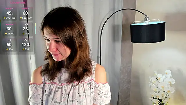 MarilynMun online show from 12-15-25, 02:16