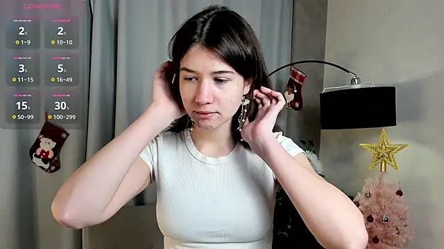 MarilynMun online show from 01-14-26, 02:06