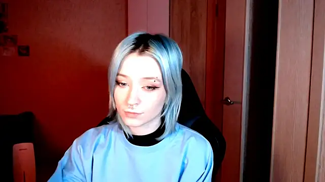 SophiaLur online show from 11-21-25, 03:54