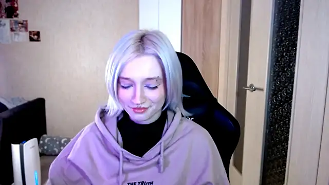 SophiaLur online show from 12-03-25, 04:38