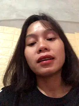 Trangbabylove online show from 12-15-25, 02:49