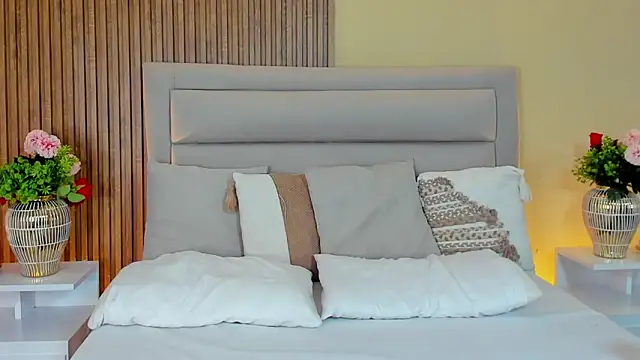 LondraBlush online show from 02-12-26, 12:44