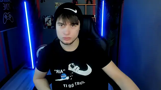 AlejandroEllias online show from 01-18-26, 08:56