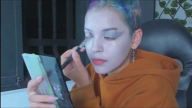 Anny Kiitty online show from 11-24-25, 04:01