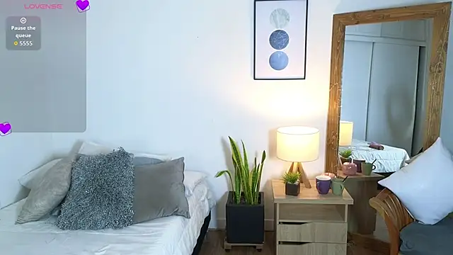 ChaosDoll   online show from 02-04-26, 08:03