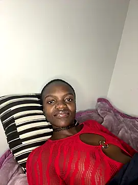 Snapshot of choc_mistyy chatting on 11-17-25, 10:59 choc mistyy online show from 11-17-25, 10:59