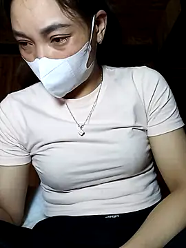  Su-Su  online show from 12-17-25, 02:01