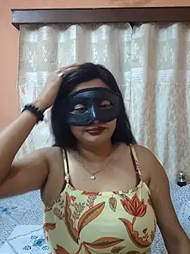 Cute-richa1 online show from 04-13-26, 04:12