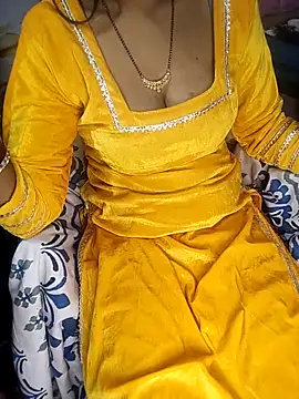 Snapshot of sexysushma1992 chatting on 02-25-26, 04:05 sexysushma1992 online show from 02-25-26, 04:05