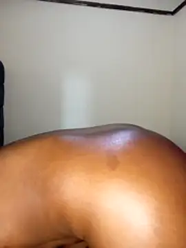 honeypot224 online show from 12-18-25, 04:18