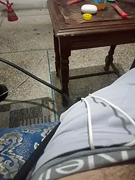 achraf1997Dial online show from 11-17-25, 10:04