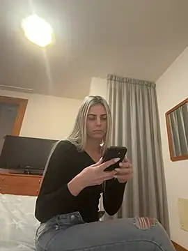 feliciafelon online show from 02-21-26, 09:05