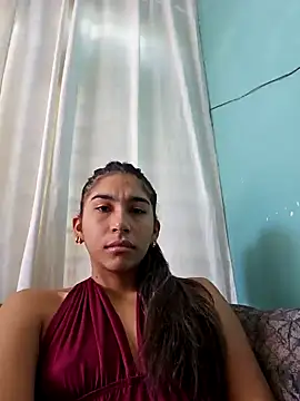 Snapshot of skinnyrox chatting on 11-16-25, 02:55 skinnyrox online show from 11-16-25, 02:55