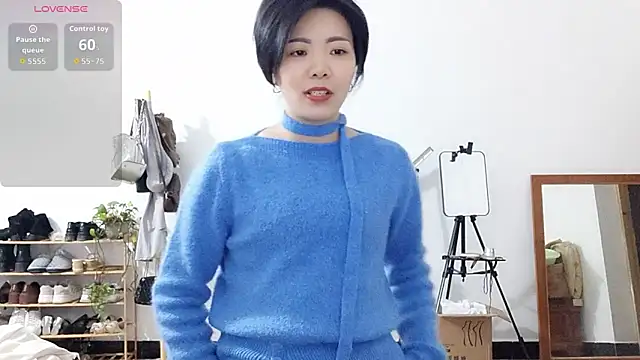 adele8731 online show from 12-04-25, 01:53