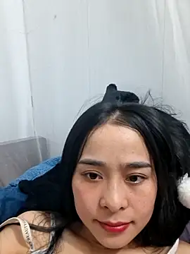 Snapshot of be-sex chatting on 11-17-25, 03:29 be-sex online show from 11-17-25, 03:29