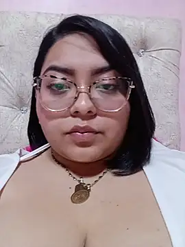 Snapshot of Anna_Lucia88 chatting on 11-24-25, 08:03 Anna Lucia88 online show from 11-24-25, 08:03