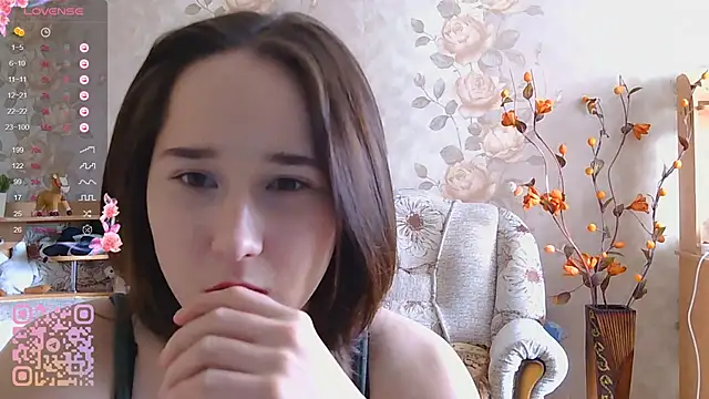 TianaMeiser online show from 04-11-26, 11:03