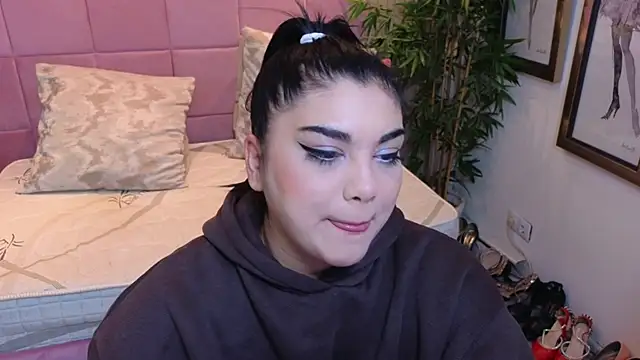 SpicyCarlaXX online show from 03-04-26, 08:15