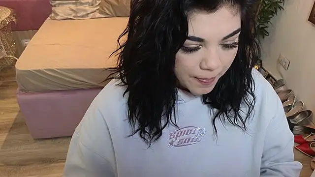 SpicyCarlaXX online show from 03-15-26, 08:48