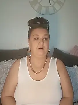 Snapshot of Nova-WiseX chatting on 11-30-25, 09:24 Nova-WiseX online show from 11-30-25, 09:24