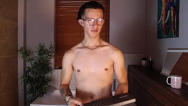 Brandon starkk online show from 12-04-25, 12:36