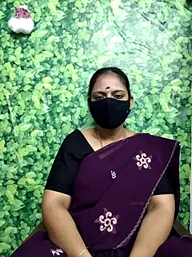 Queen-Neha online show from 12-22-25, 08:22