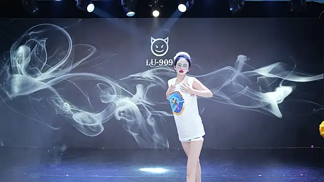 LU-909 online show from 01-06-26, 01:20