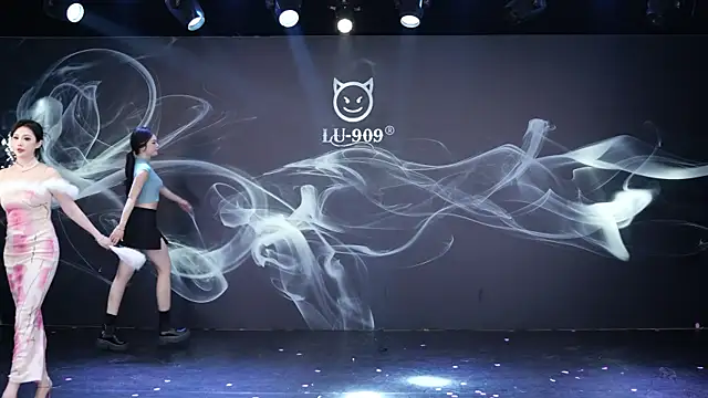 LU-909 online show from 01-10-26, 01:18