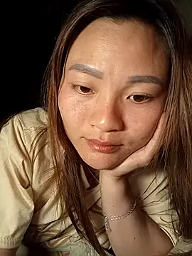 Lee-Thee online show from 11-24-25, 12:27