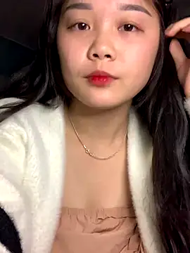 Baa-bee22 online show from 11-19-25, 06:52