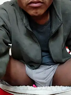 Snapshot of Zinexraj chatting on 01-08-26, 11:23 Zinexraj online show from 01-08-26, 11:23