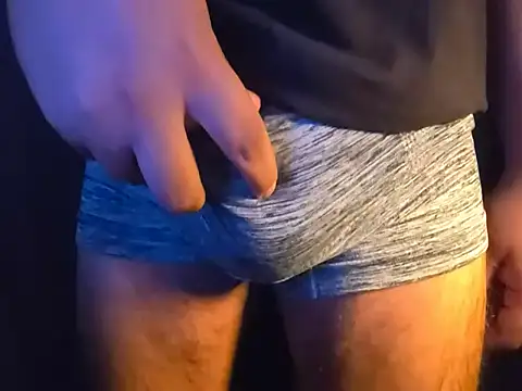 adrian 16 17 online show from 11-24-25, 09:20