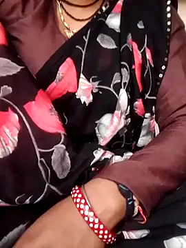 Snapshot of Sonam44 chatting on 11-22-25, 08:02 Sonam44 online show from 11-22-25, 08:02