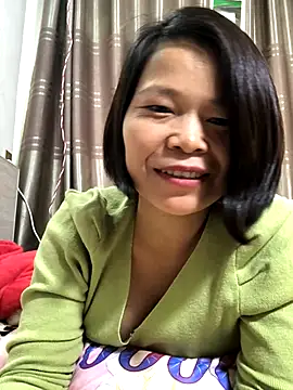 Snapshot of Yes-Baby-A chatting on 11-18-25, 01:44 Yes-Baby-A online show from 11-18-25, 01:44