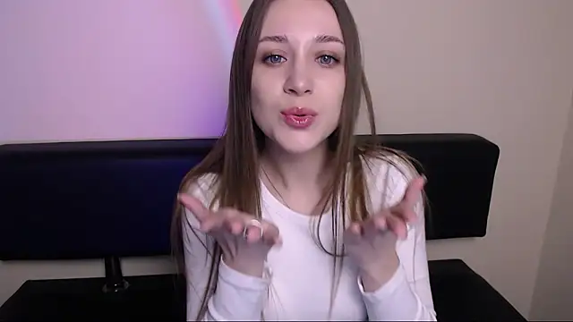 Snapshot of MillaTems_ chatting on 11-24-25, 07:52 MillaTems online show from 11-24-25, 07:52