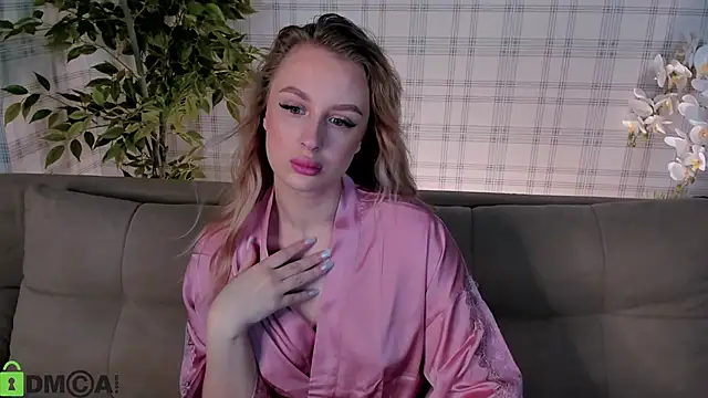 KiraRuiz online show from 02-26-26, 01:15