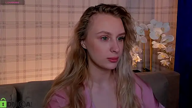 KiraRuiz online show from 02-28-26, 12:44