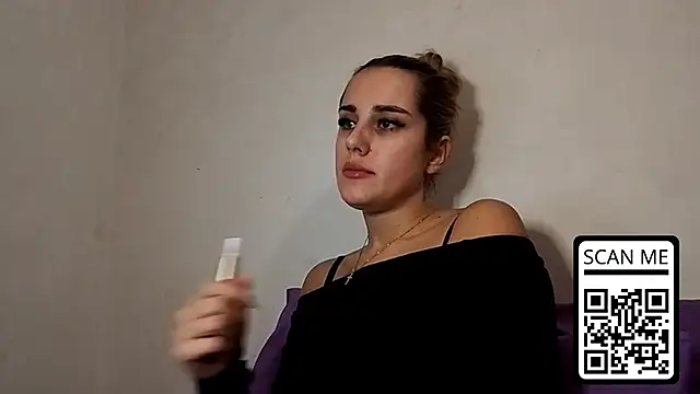 Snapshot of HotMusex chatting on 12-03-25, 03:43 HotMusex online show from 12-03-25, 03:43