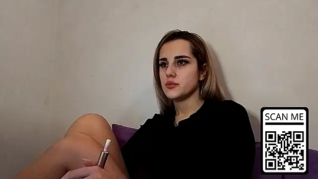 Snapshot of HotMusex chatting on 12-15-25, 11:36 HotMusex online show from 12-15-25, 11:36