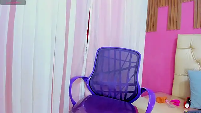 Xelena Kiss online show from 01-10-26, 04:14