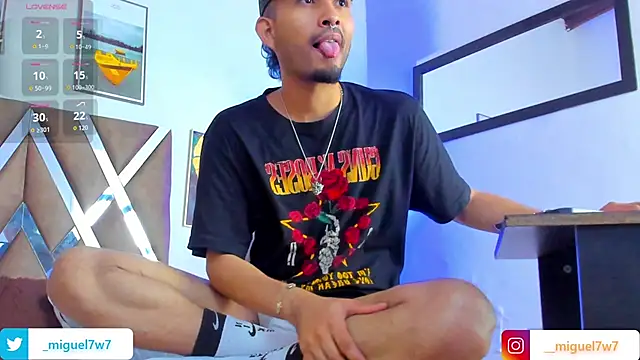 Snapshot of __Miguel7w7 chatting on 01-06-26, 07:06 Miguel7w7 online show from 01-06-26, 07:06