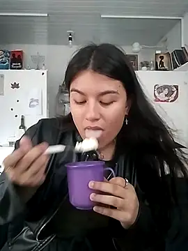 Satanatrix online show from 12-18-25, 06:58