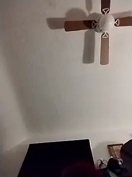 VenezuelaLuxeNoir online show from 01-16-26, 08:29