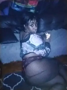 VenezuelaLuxeNoir online show from 02-25-26, 08:02