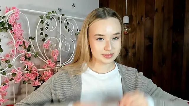 KristleKirst online show from 11-18-25, 03:05